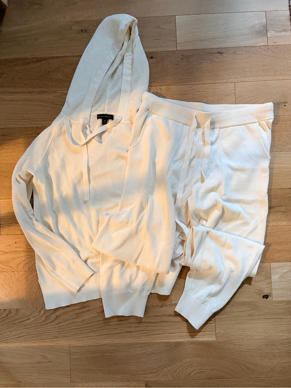 Banana Republic Cream Hooded Knit Jogger Set